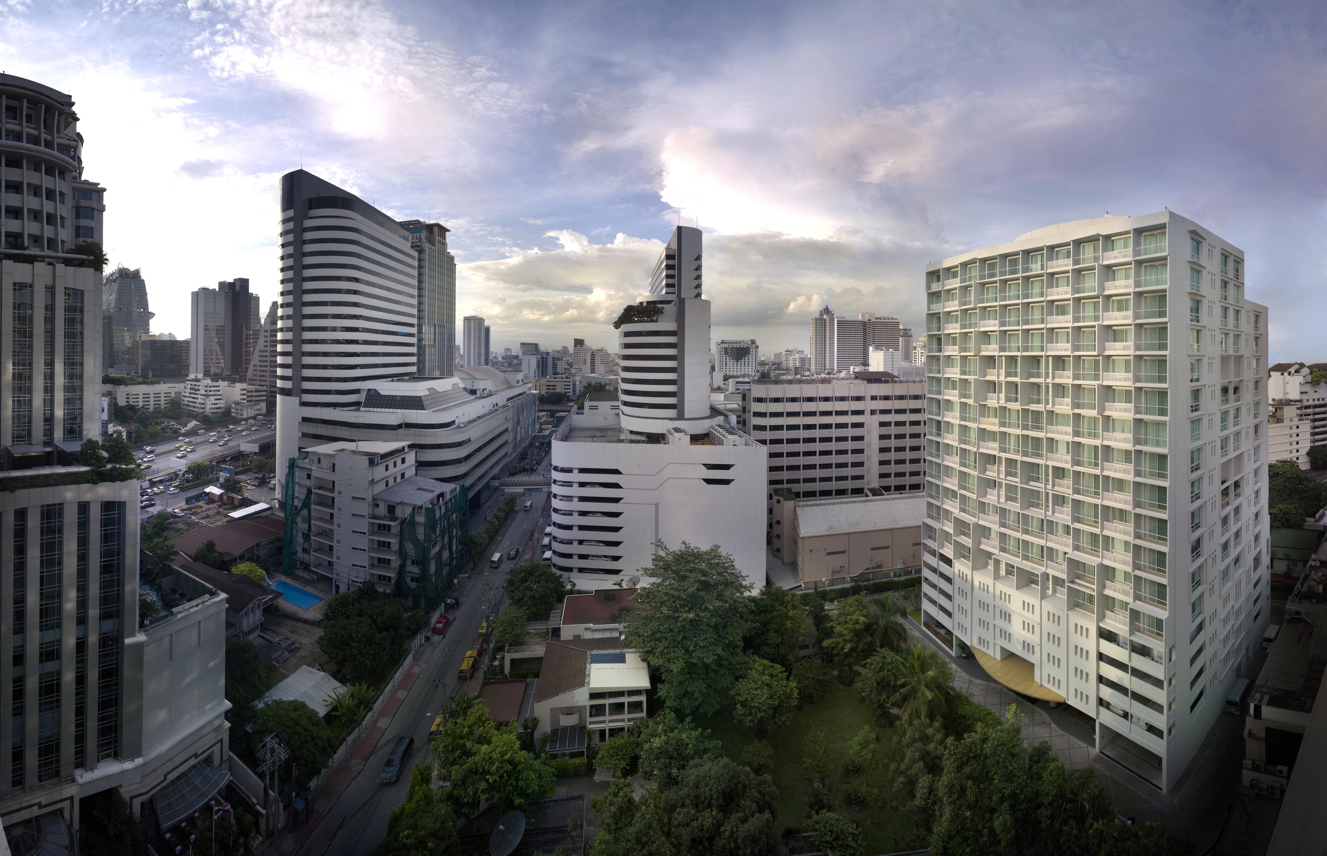 Shama Sukhumvit Bangkok Hotel Exterior photo